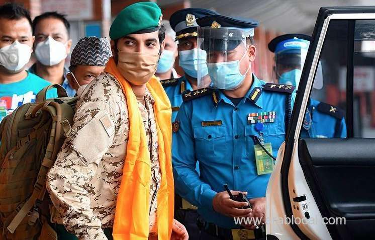 royal-team-arrives-in-nepal-to-lead-mountaineering-expedition_bahrain