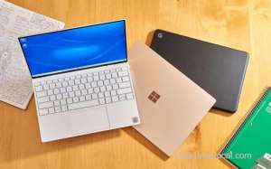10,000-laptops-given-to-students-within-feena-al-khair-initiatives_bahrain