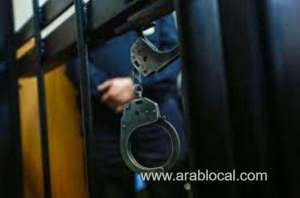 -5-men-arrested-for-impersonating-security-officers-and-stealing-money_bahrain