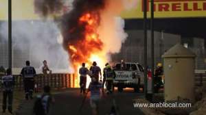 bahrain-gp-red-flagged-as-romain-grosjean-escapes-big-crash-on-lap-1_bahrain