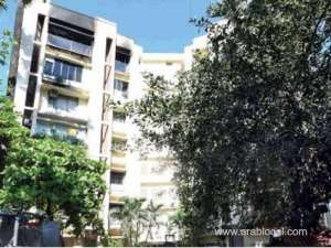 two-people-saved-from-burning-apartment--_bahrain