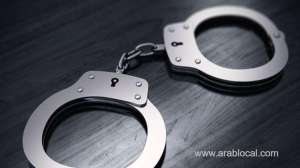 two-arrested-after-series-of-thefts-from-parked-cars-in-manama_bahrain