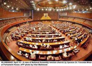 parliament-plans-for-wages_bahrain