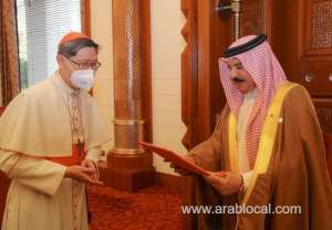 king-receives-pope’s-letter_bahrain