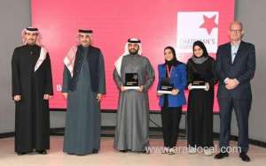 outstanding-employees-honoured_bahrain