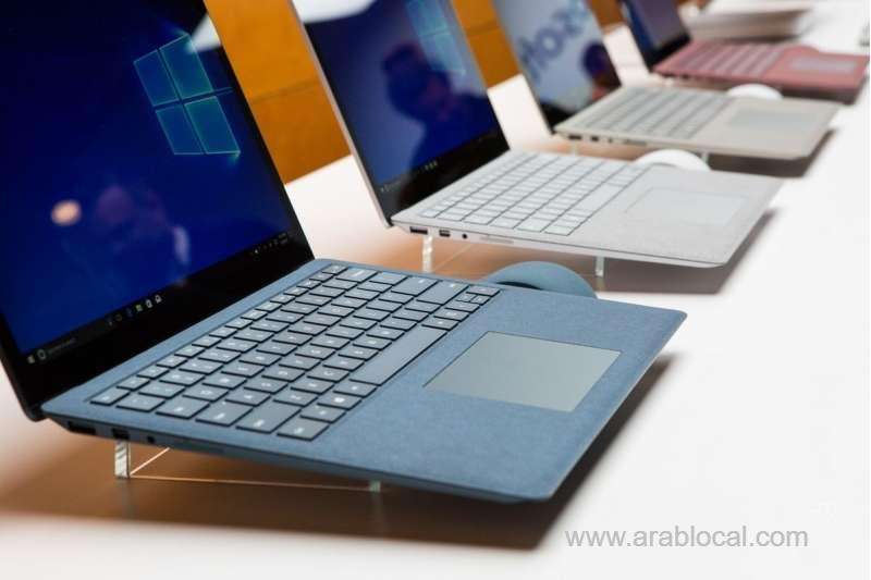 southern-governorate-donated-60-laptops-to-students_bahrain
