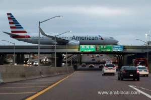 american-airlines-rolls-out-touchless-bag-check-but-is-still-booking-middle-seats_bahrain