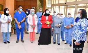 health-minister-pays-field-visits-to-covid-19-testing,-isolation-and-treatment-centres_bahrain
