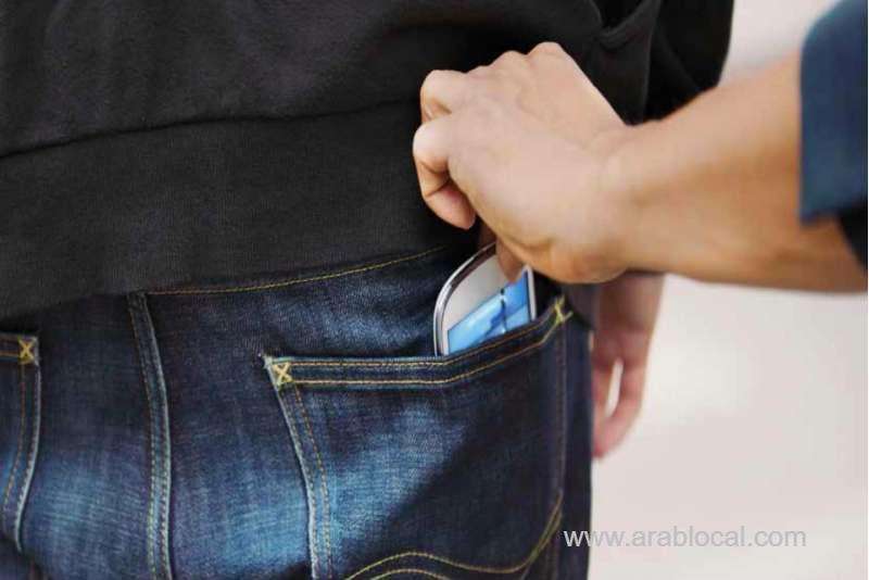 20-year-old-was-sentenced-to-3-years-in-jail-for-forced-robbing_bahrain