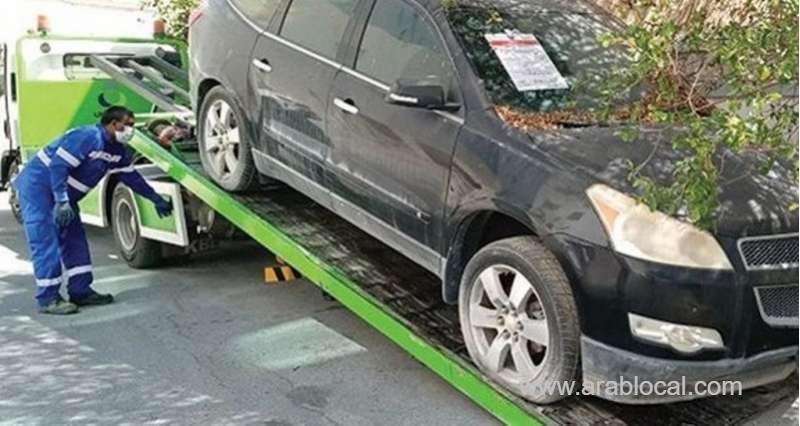 thirty-scrap-cars-towed-away_bahrain