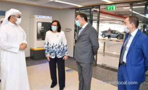 health-minister-opens-multi-storey-car-park-at-smc_bahrain